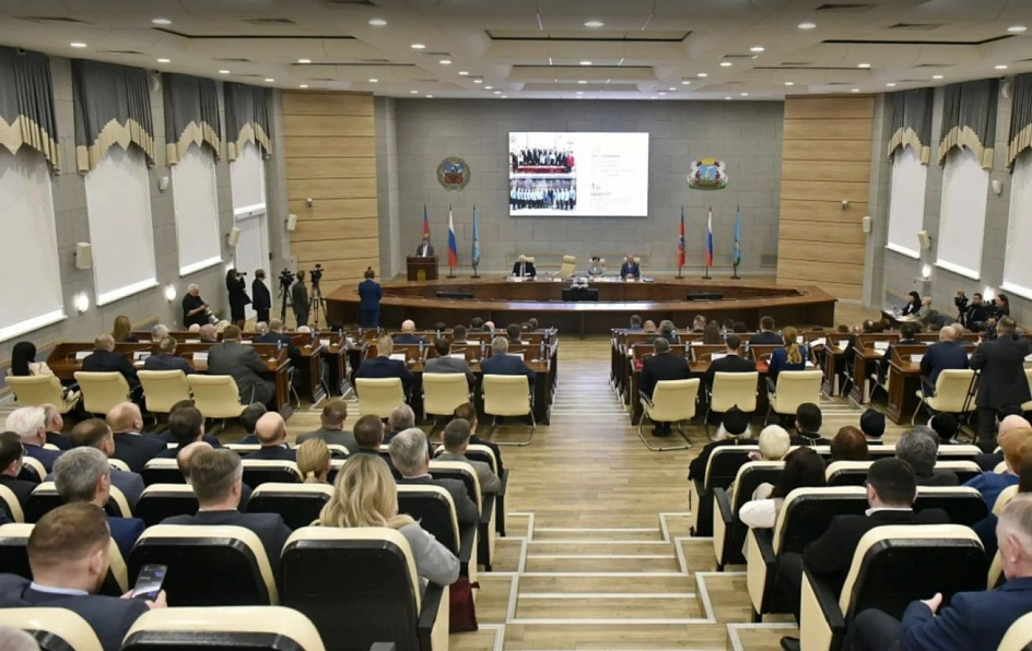 Мэр города Вячеслав Франк отчитался о результатах деятельности за 2025 год